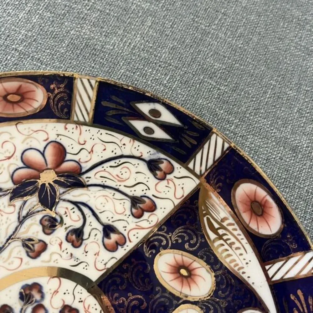 Royal Crown Derby England Traditional Imari 1001/519 Domed Cake Plate 9